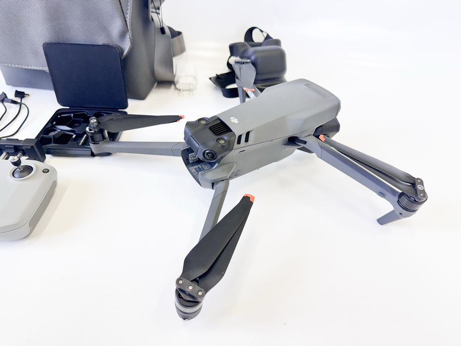 Dron Dji Mavic 3 Pro | Sprawny, Zestaw, Faktura