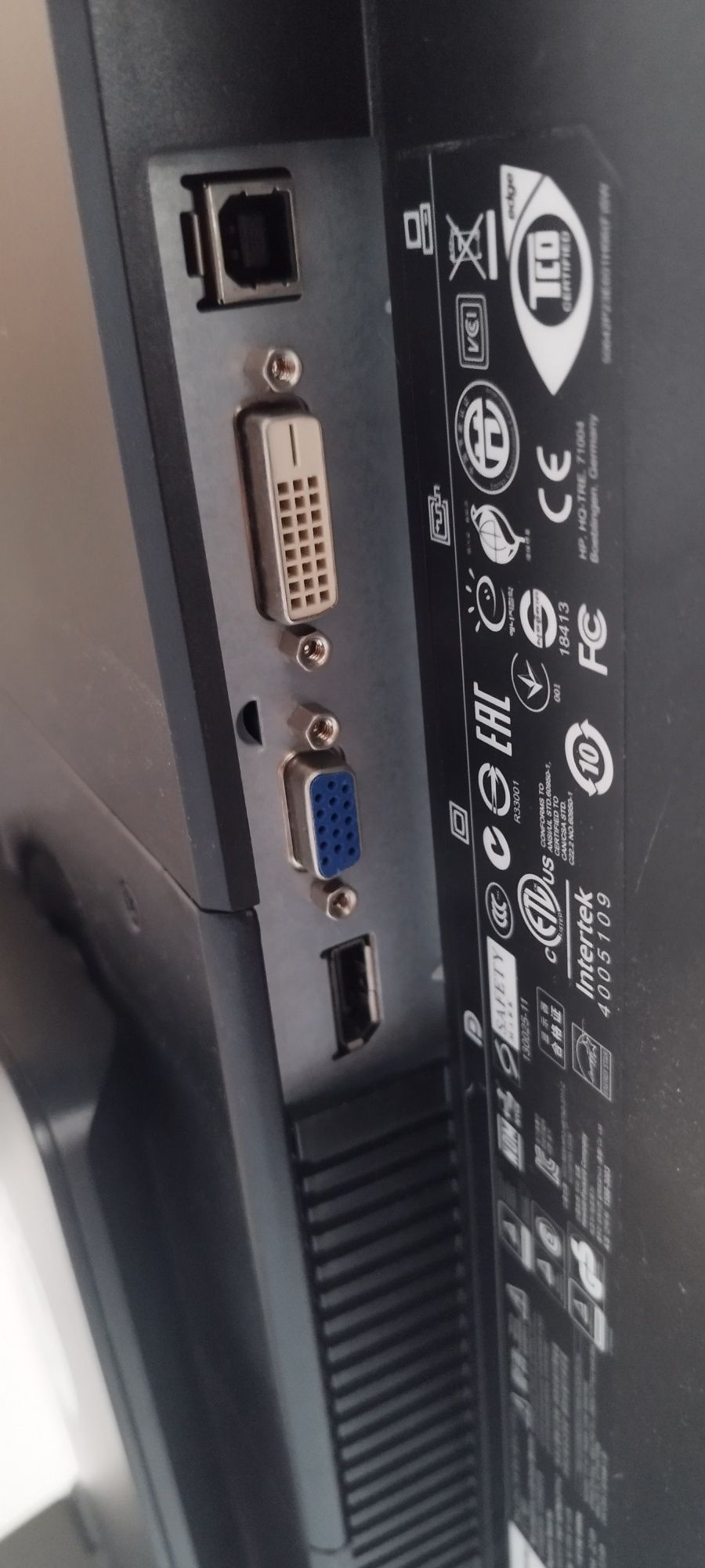 Monitor HP Elitedisplay E231