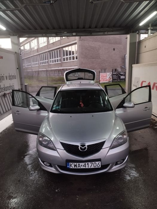 Mazda 3 1.6 benzyna
