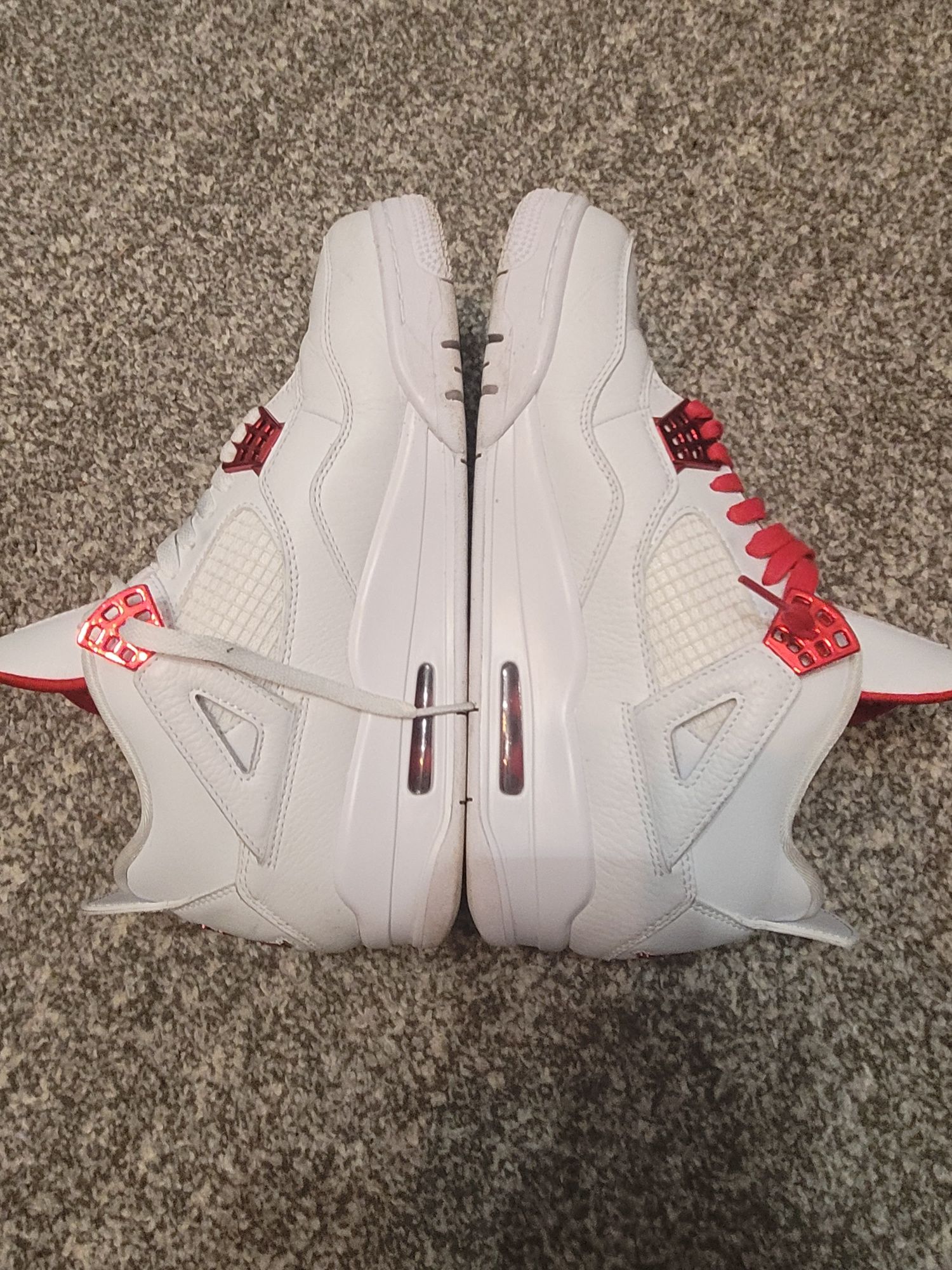Jordan 4 Red Metallic
