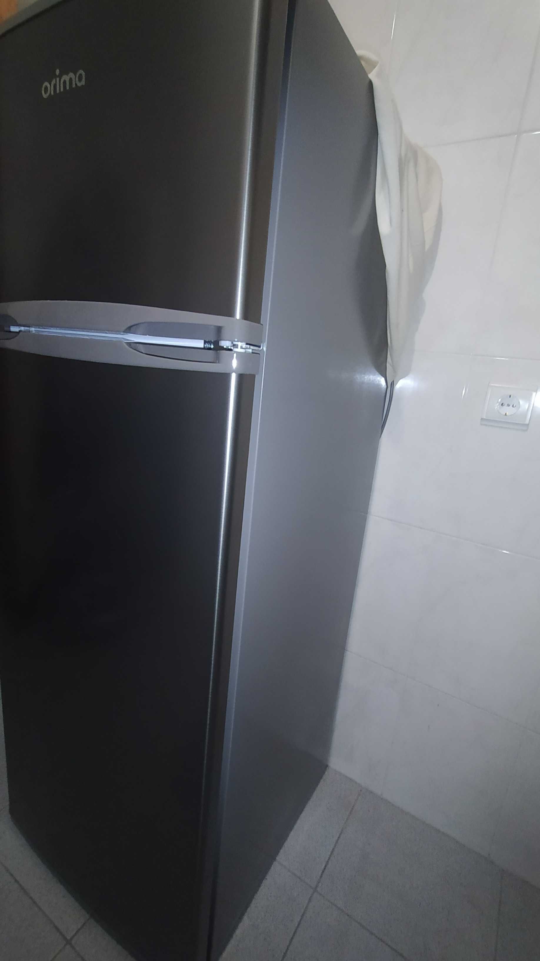 Frigorífico Orima inox, duas portas, com congelador, novo