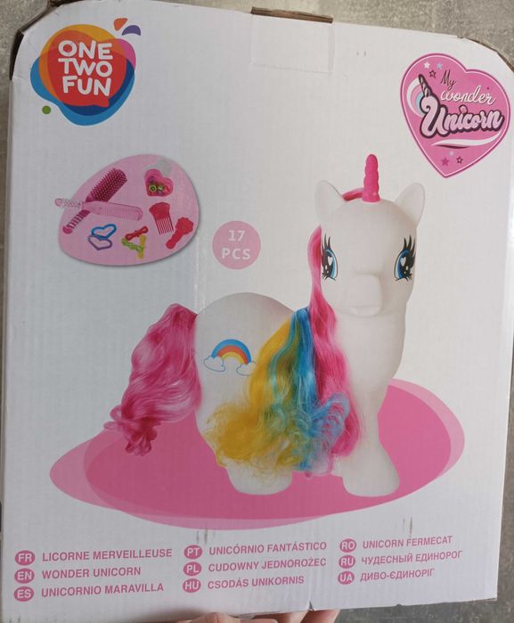 Іграшка для дівчинки Єдиноріг