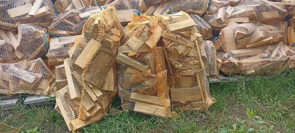 Suche drewno workowane opałowe rozpałkowe zrzyny tartaczne sosna 60L