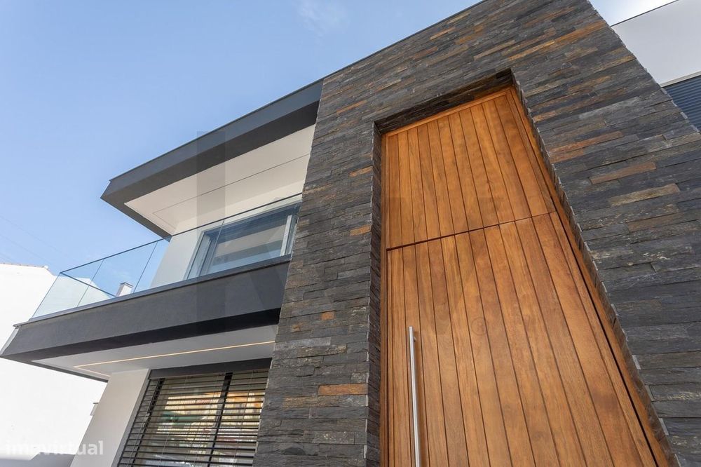 Moradia T4, Nova Construção, Famões, Odivelas