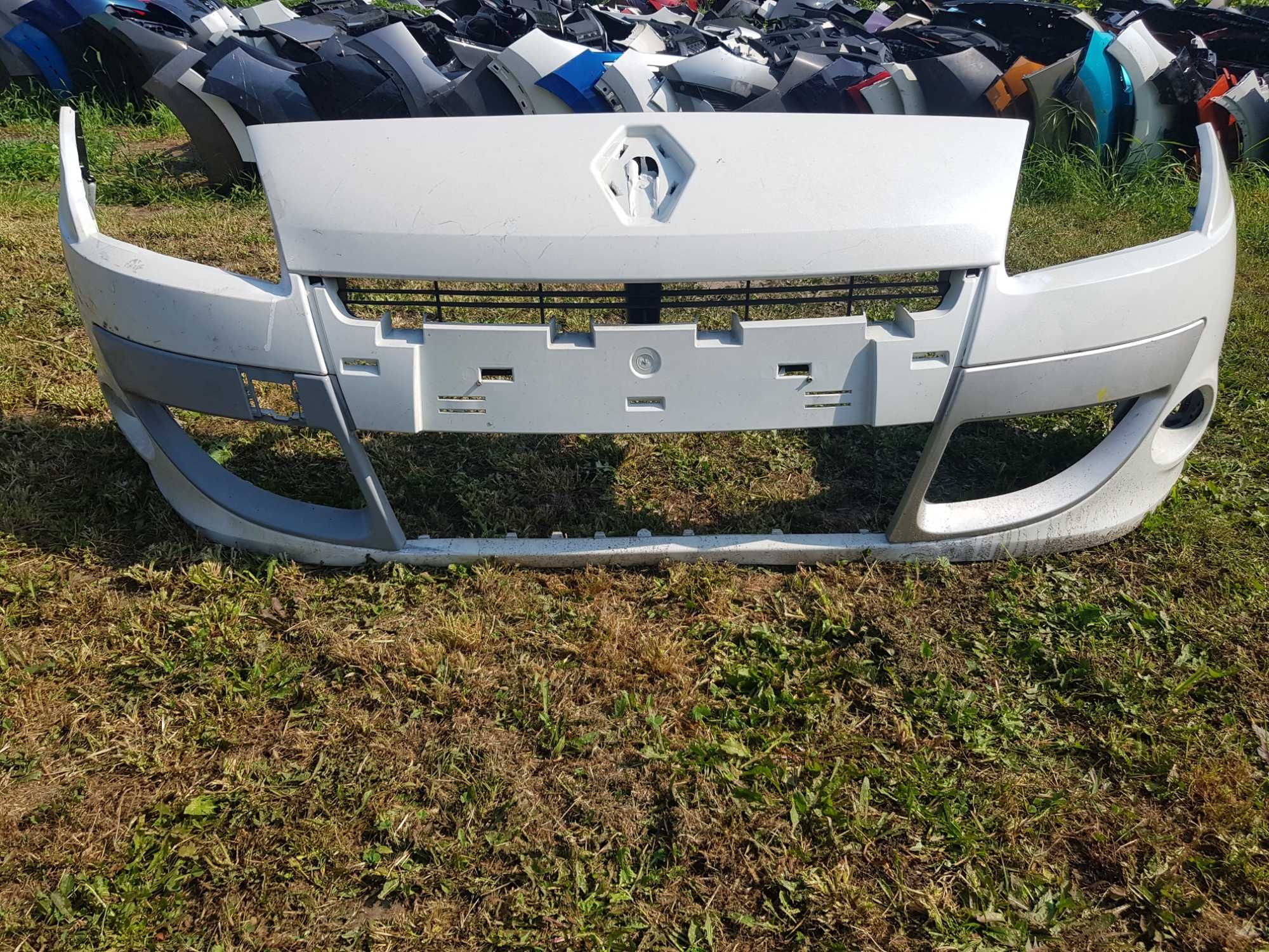 zderzak przód Renault Scenic 3