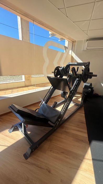 Leg Press/Hack Squat