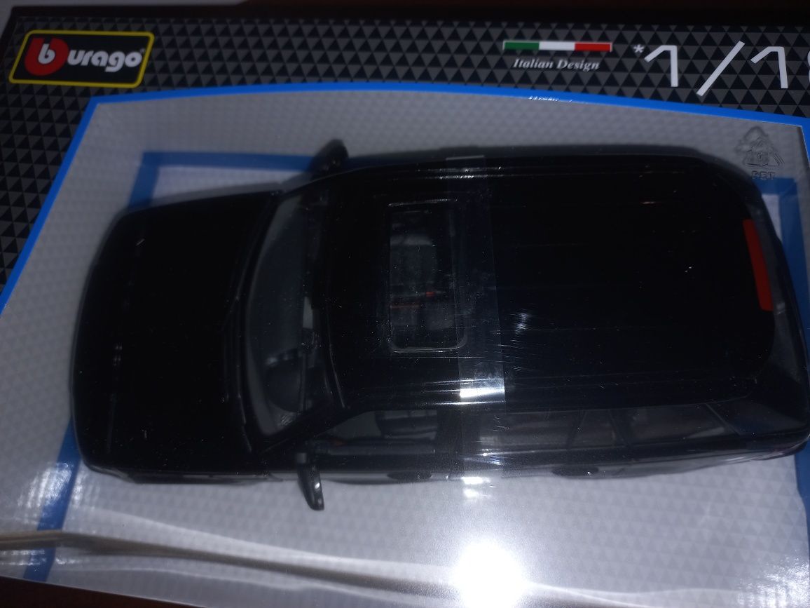 Bburago Range Rover Sport, skala 1:18