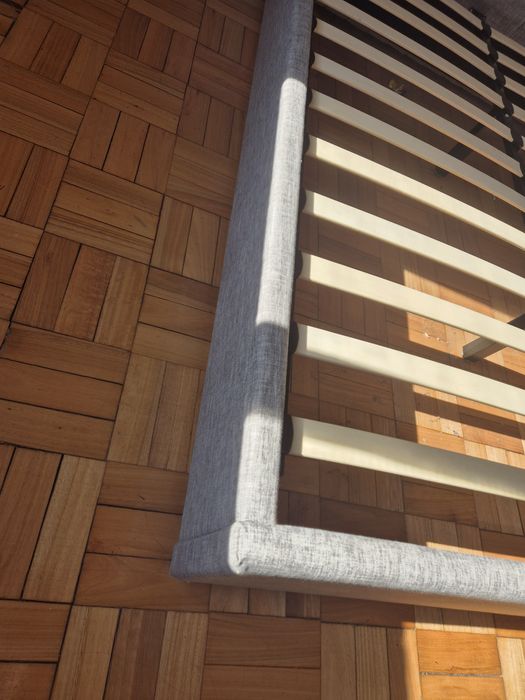 Cama de casal como nova - Homycasa