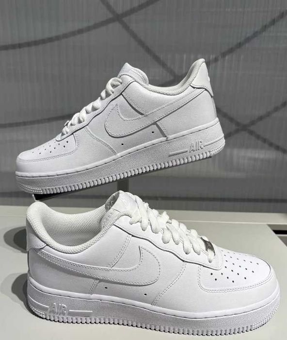 Buty meskie Mokasyny Nike_ Air_ Force_ 1_ Low '07_ Biały R.38