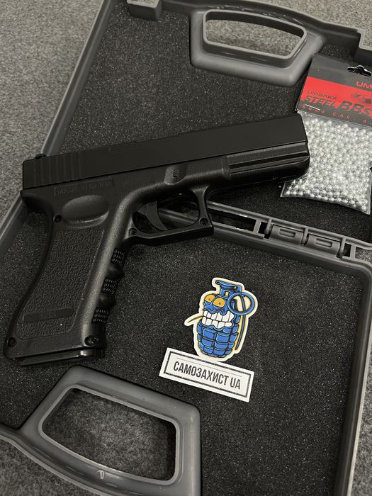 Пістолет металевий