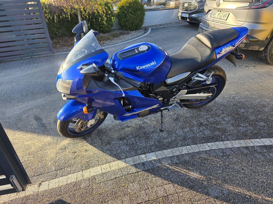 Motocykl Kawasaki ZX12R rok 2002