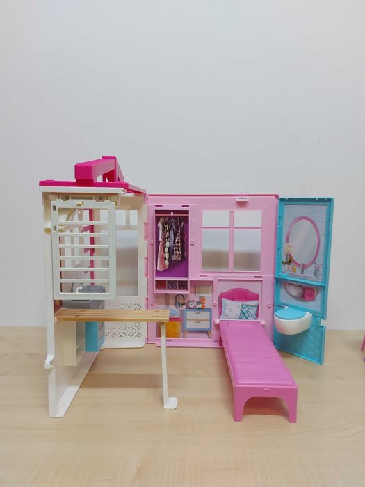 BARBIE przytulny domek dla lalek + akcesoria FXG54  F