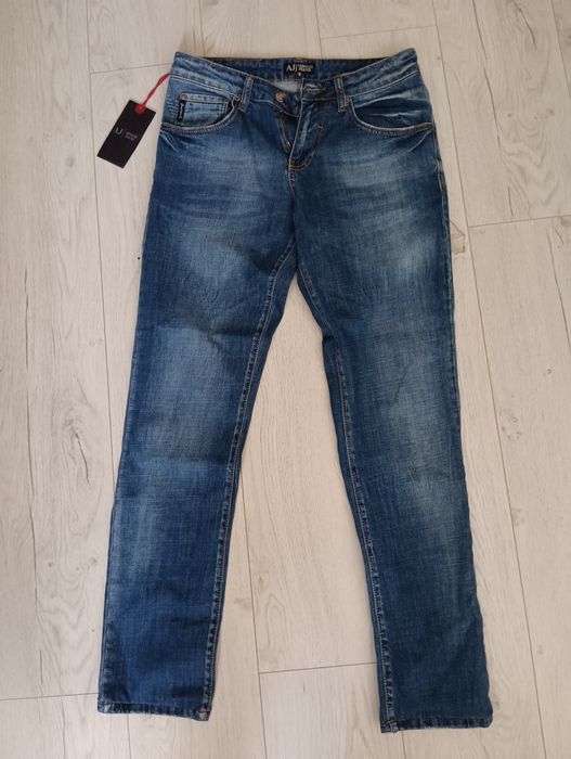 Jeansy Giorgio Armani