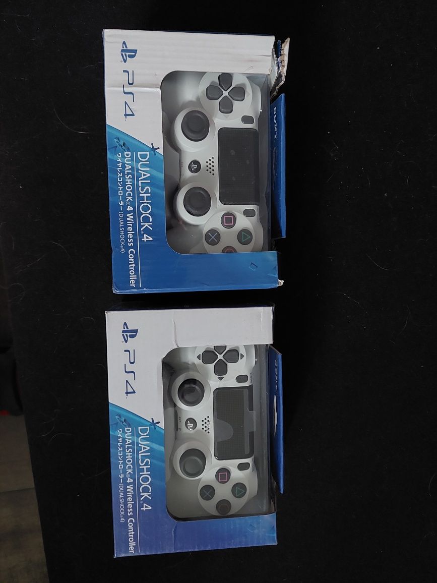 Pad do ps4 biały