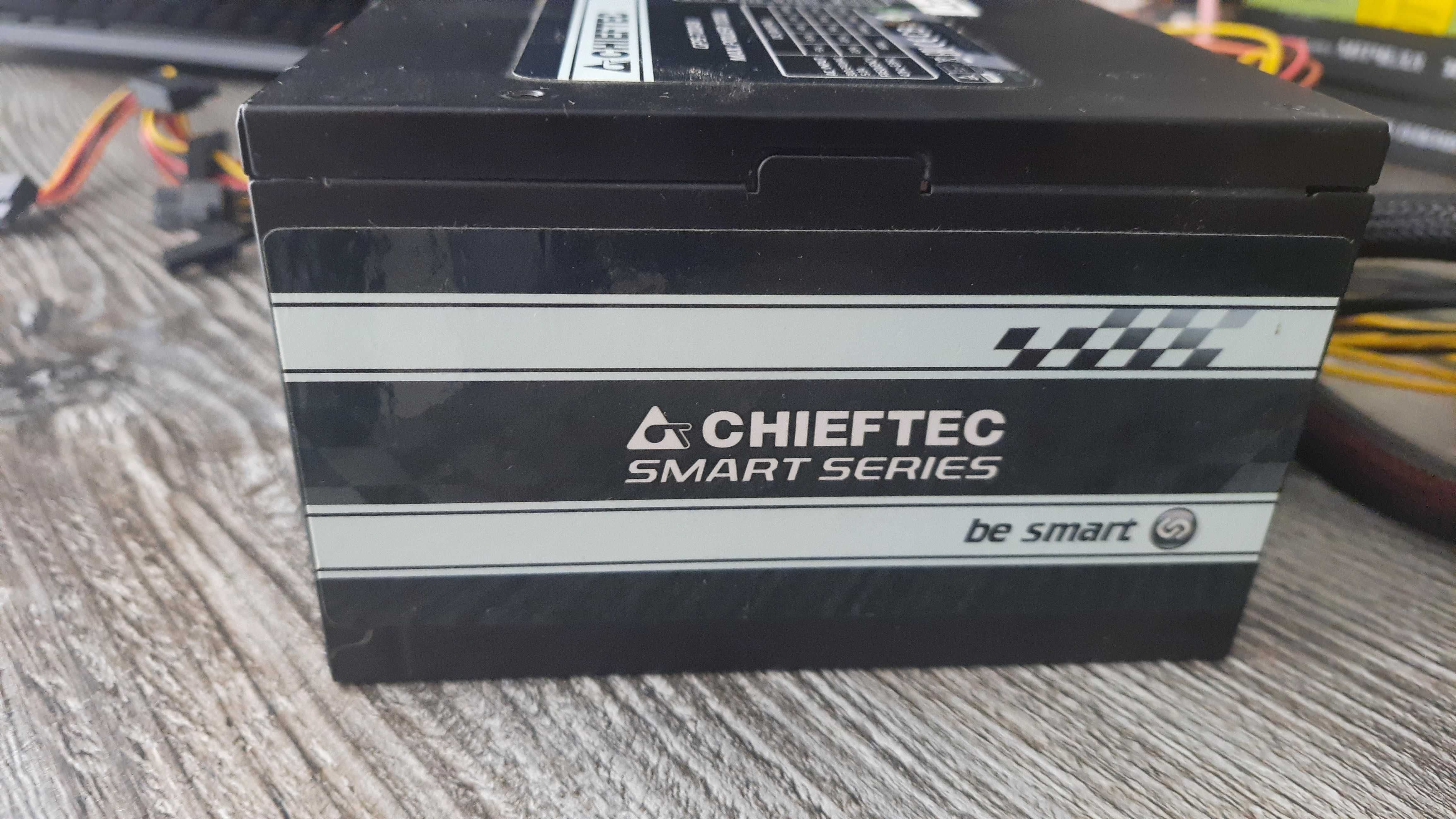 Блок живлення CHIEFTEC SMART SERIES GPS-700A8 700W