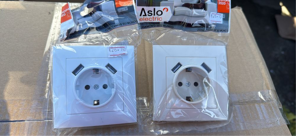 Fichas com entradas usb