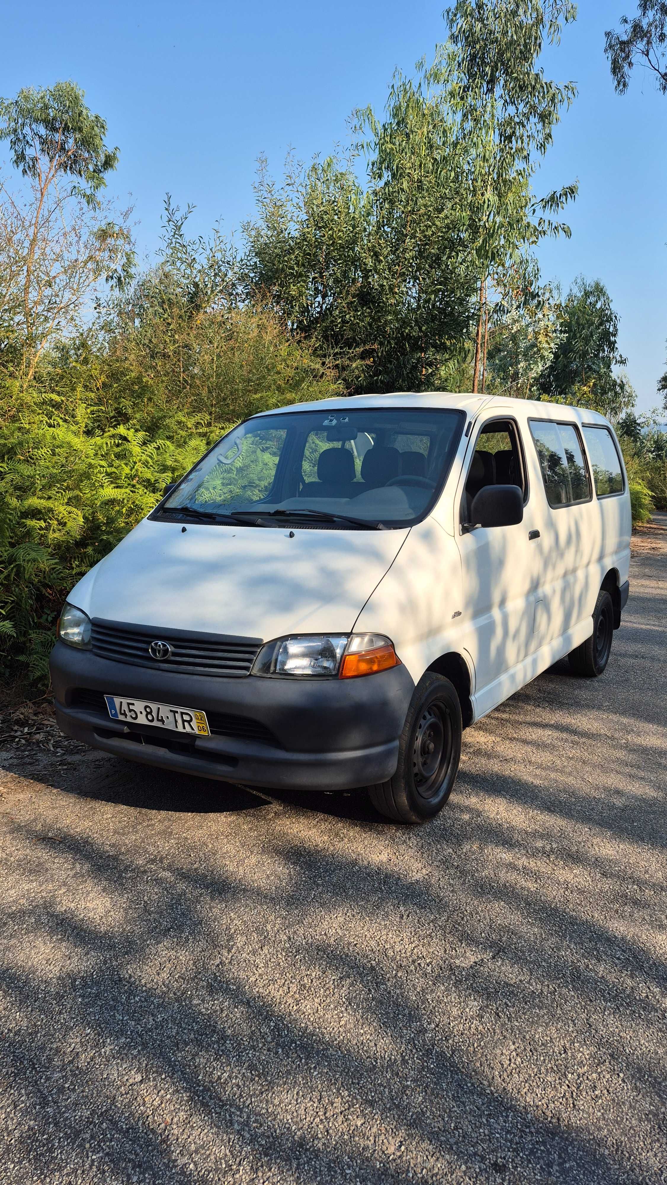 Vendo Toyota Hiace 2002