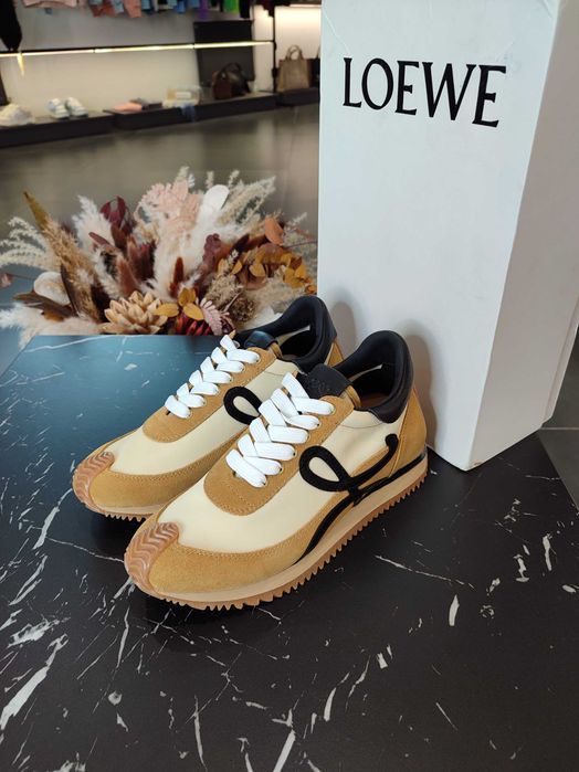 Кросівки Flow Runner In Nylon And Suede Gold/Black