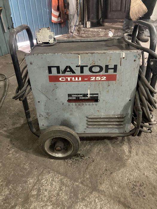 Зварювальний апарат Патона