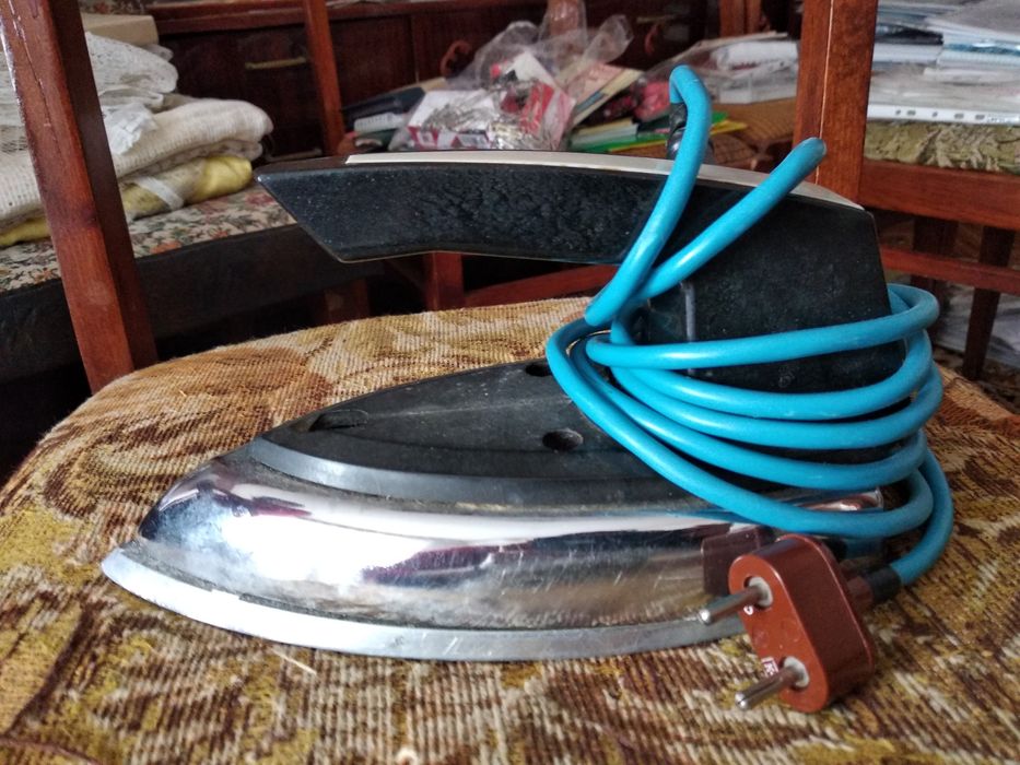 Продам праску, б/в, робоча