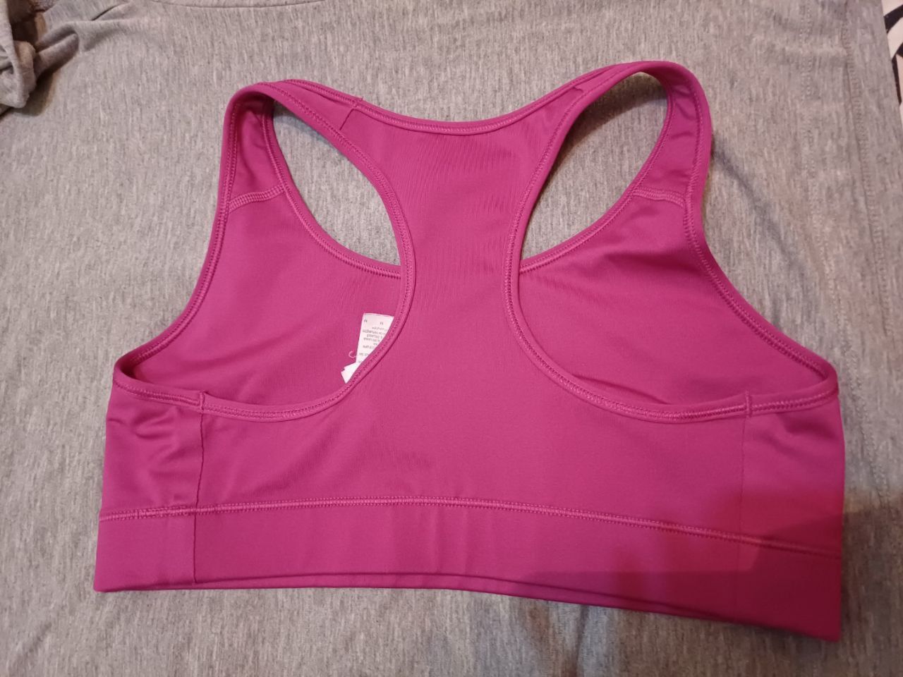 Спортивний топ Nike Pro