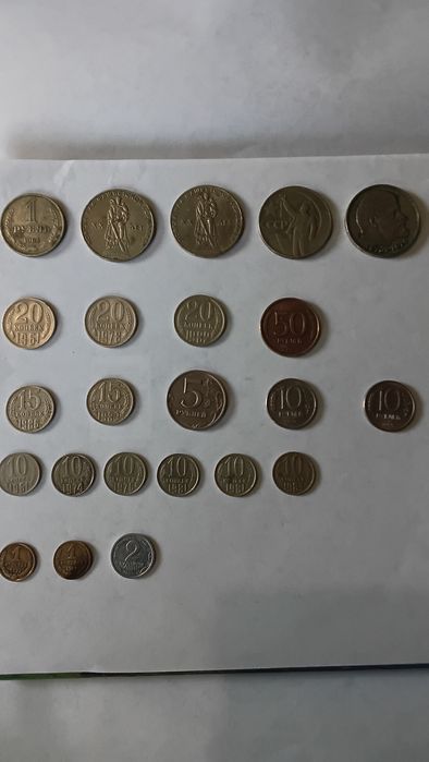 Монети різних країн