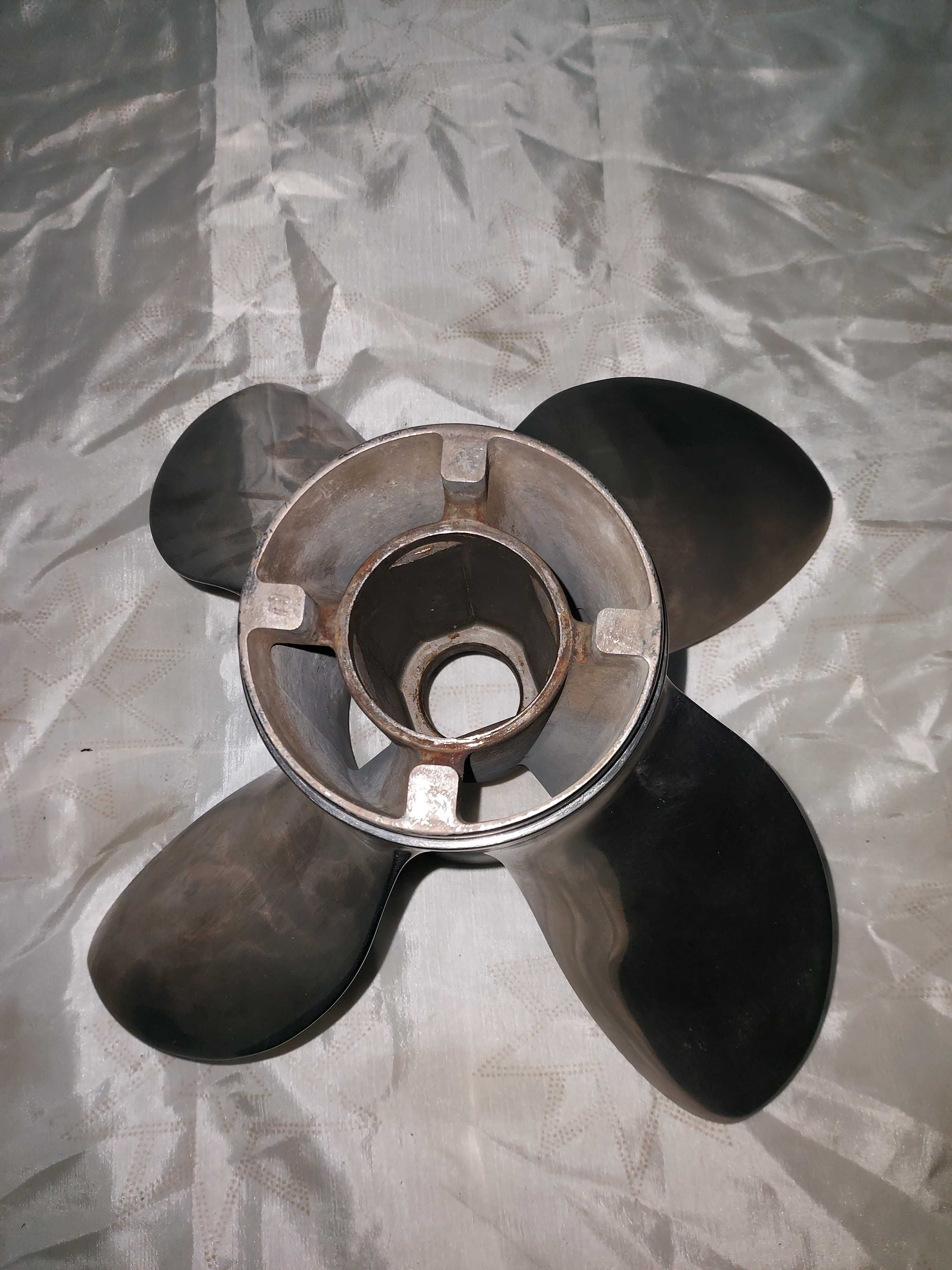 mercruiser mercury propeller  śruba napędowa bravo one