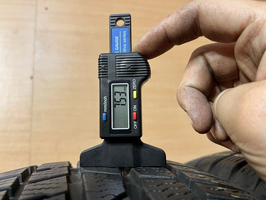 205/60 R 16 Continental ContiWinterContact TS830P Зима комплект шини