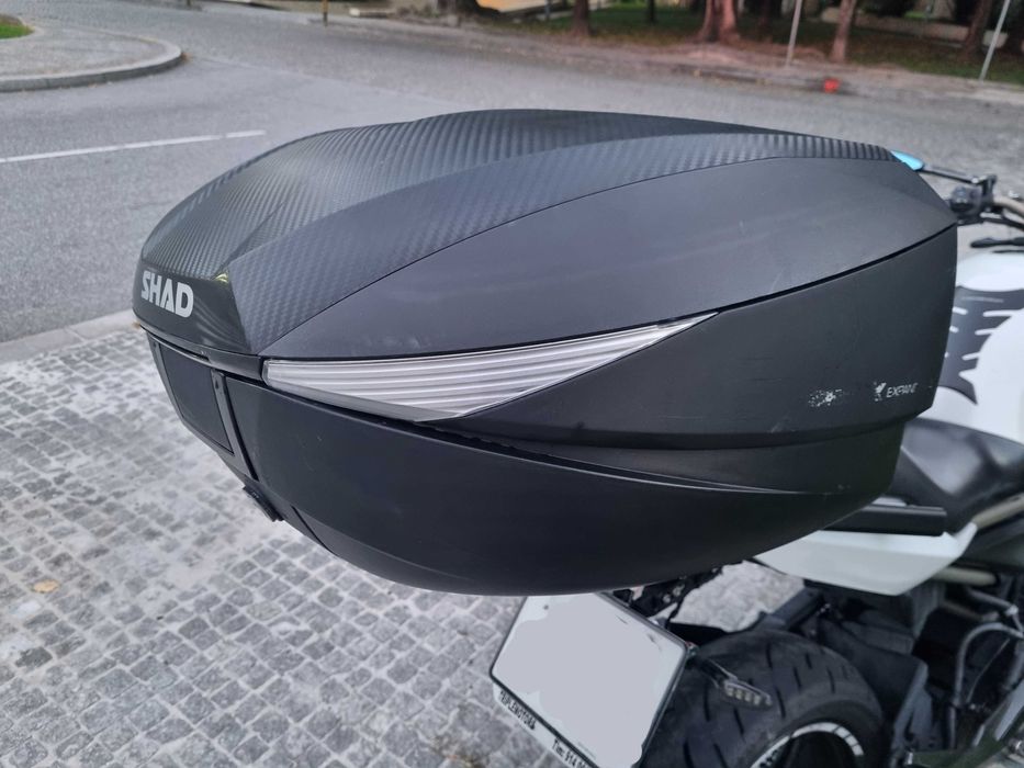 Yamaha XJ6 (Carta A2 - 35 kw - deslimitada) 2010
