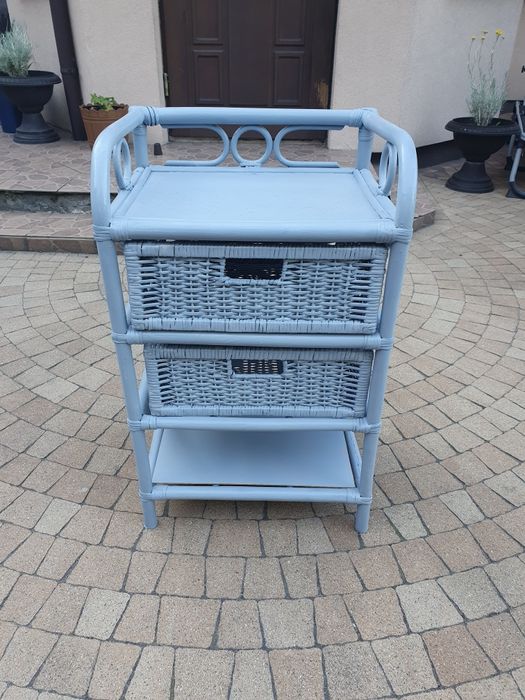 Stolik rattanowy - szafka z szufladami