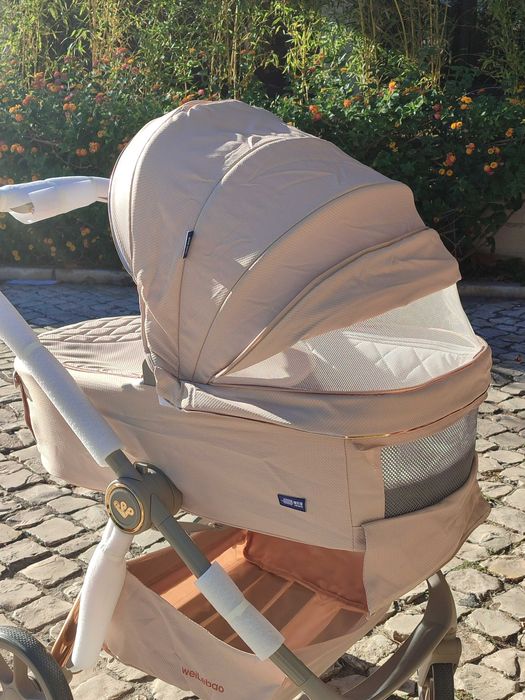 carrinho de bebê TRIO novo