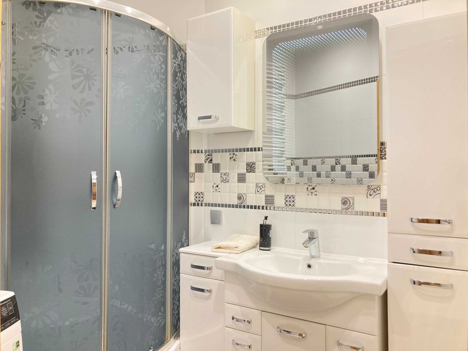 Kopińska 3pok 70,41m, II piętro, kamienica, zadbane