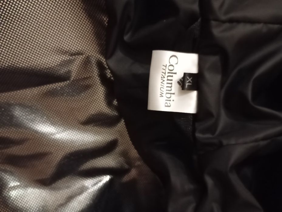 Продам куртку осень зима