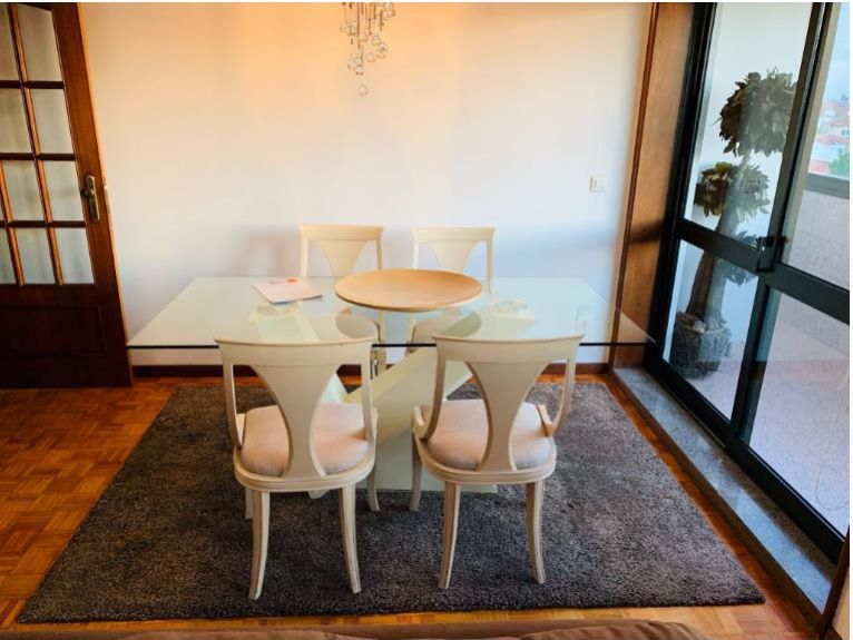 Cadeira e base mesa Italiana