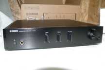 Amplificador integrado Yamaha A670,