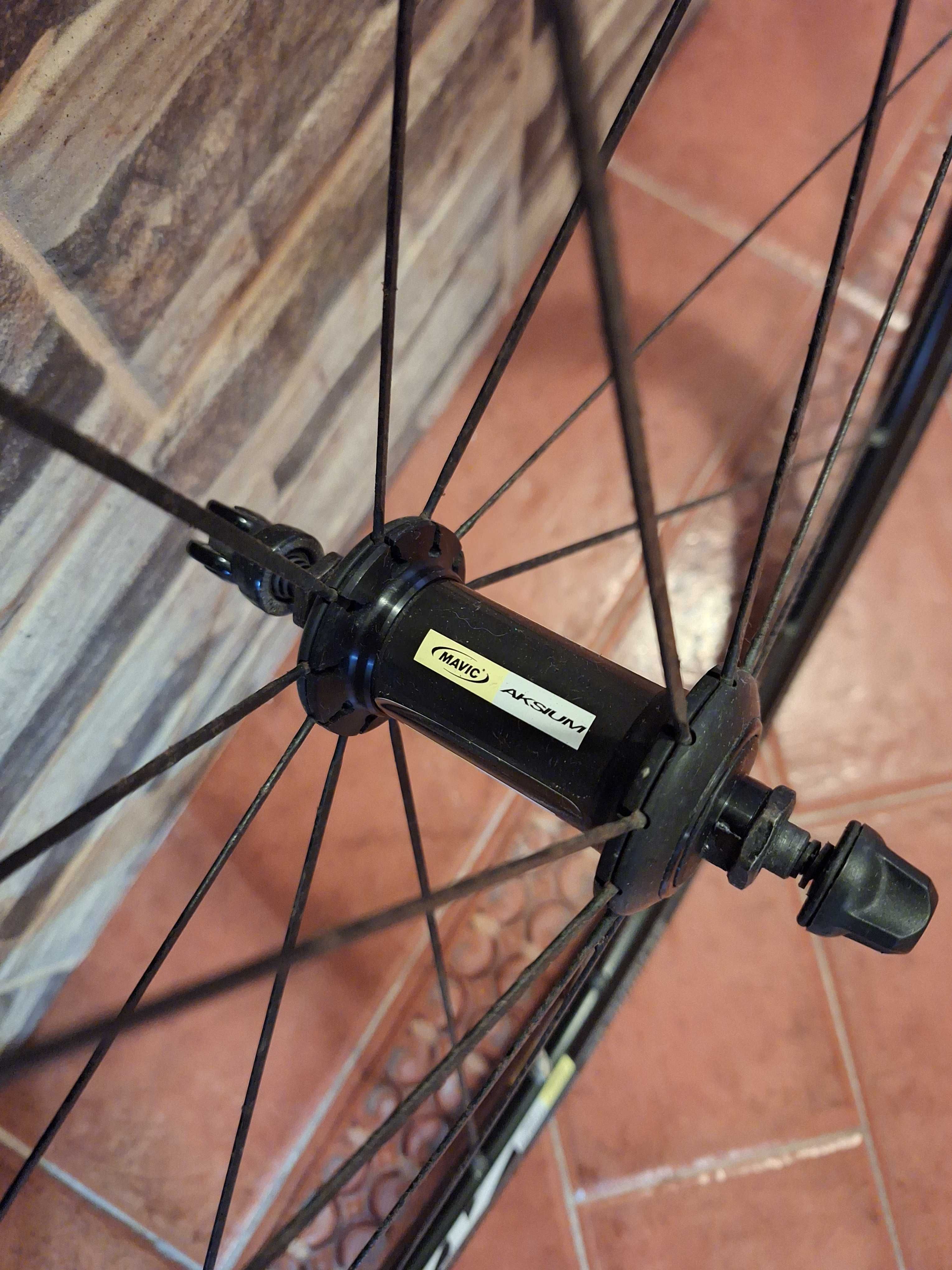 Rodas Mavic Aksium