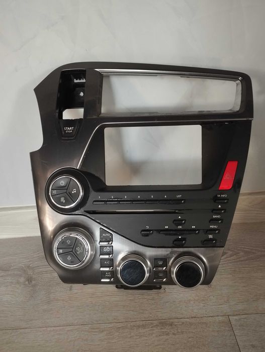 Panel klimatyzacji  CITROEN DS5 rok 2012 ]