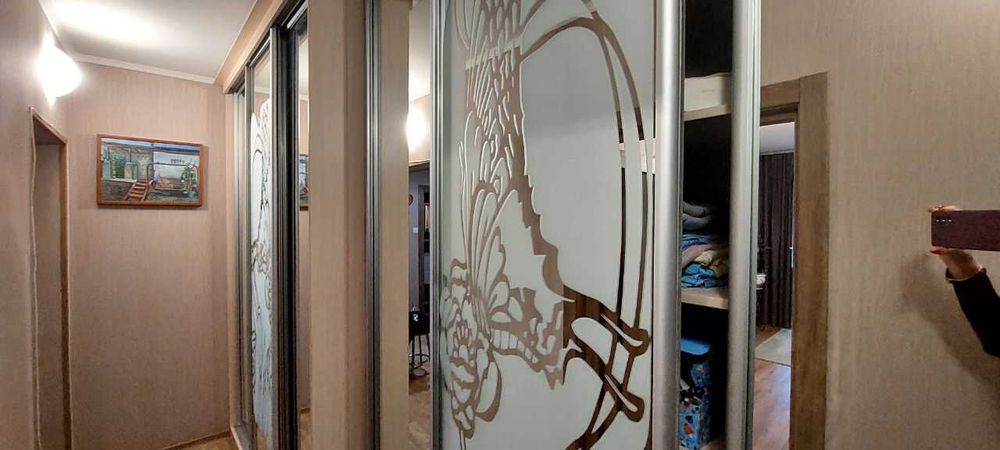 ВПЕРШЕ здається простора сучасна  двокімнатна по вул.  Т. ЯБЛОНСЬКОЇ !