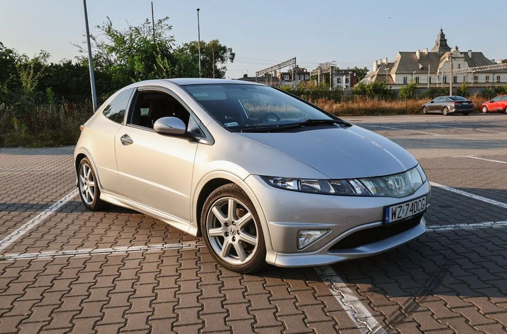 Honda Civic Honda Civic VIII UFO 1.8 benzyna + LPG / Type S