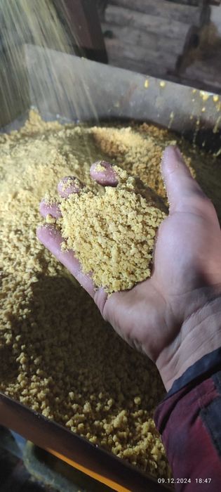 Соя екструдована (повножирова). Соєвий шрот повножировий.