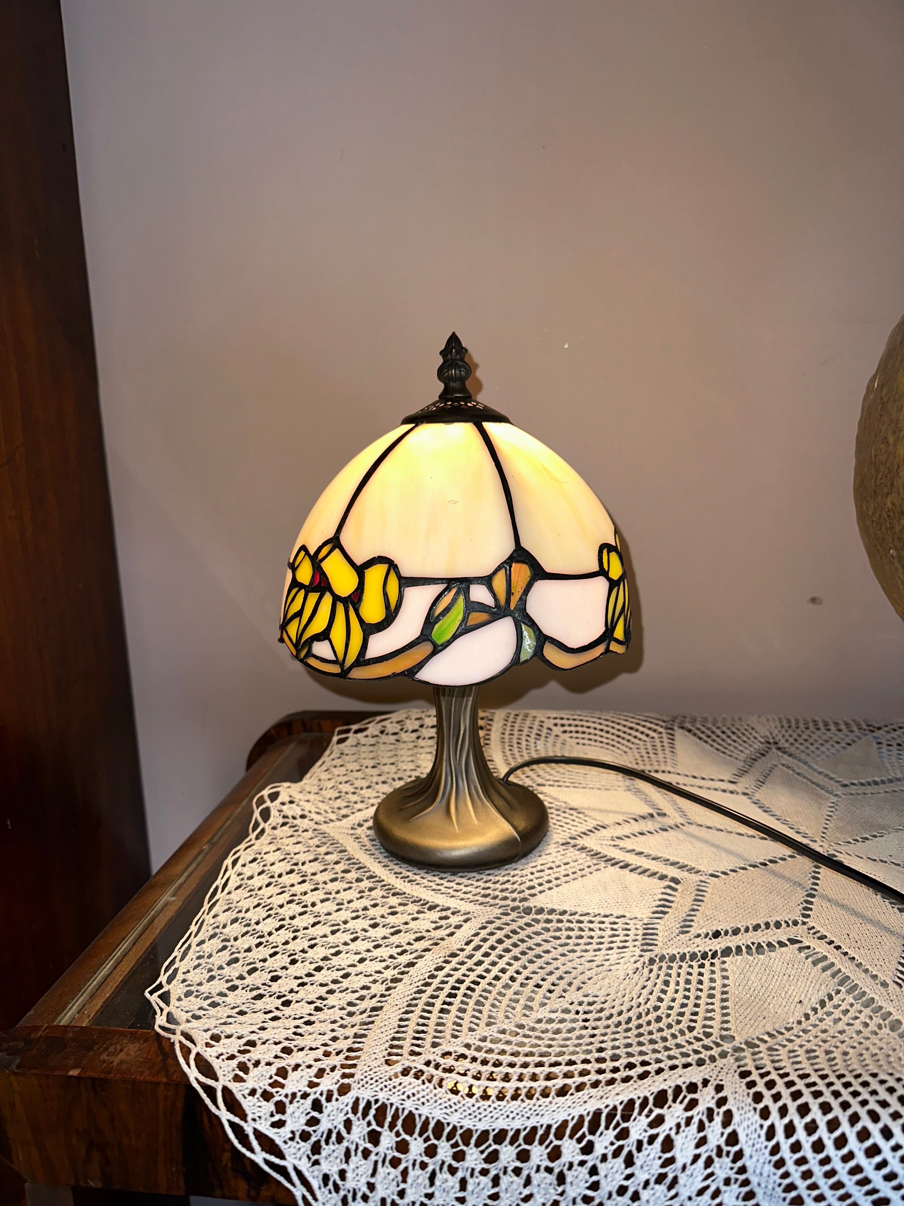 Lampka Vintage w stylu Tiffany Paul Neuhaus