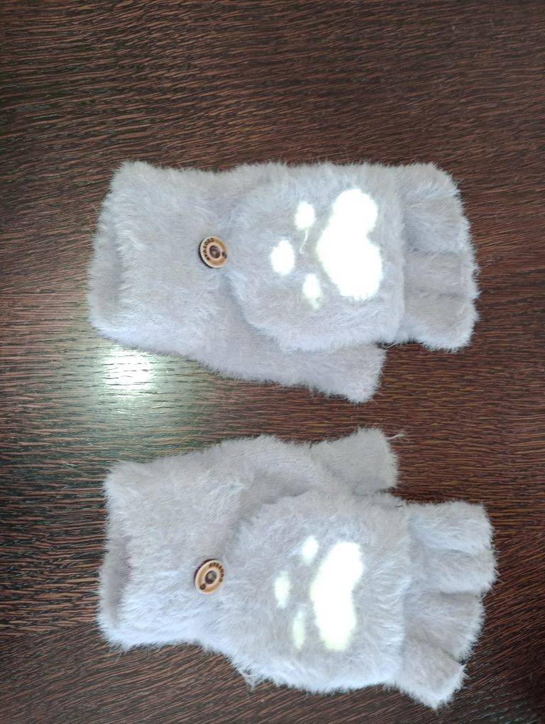 Nowe rękawiczki bez palców szare