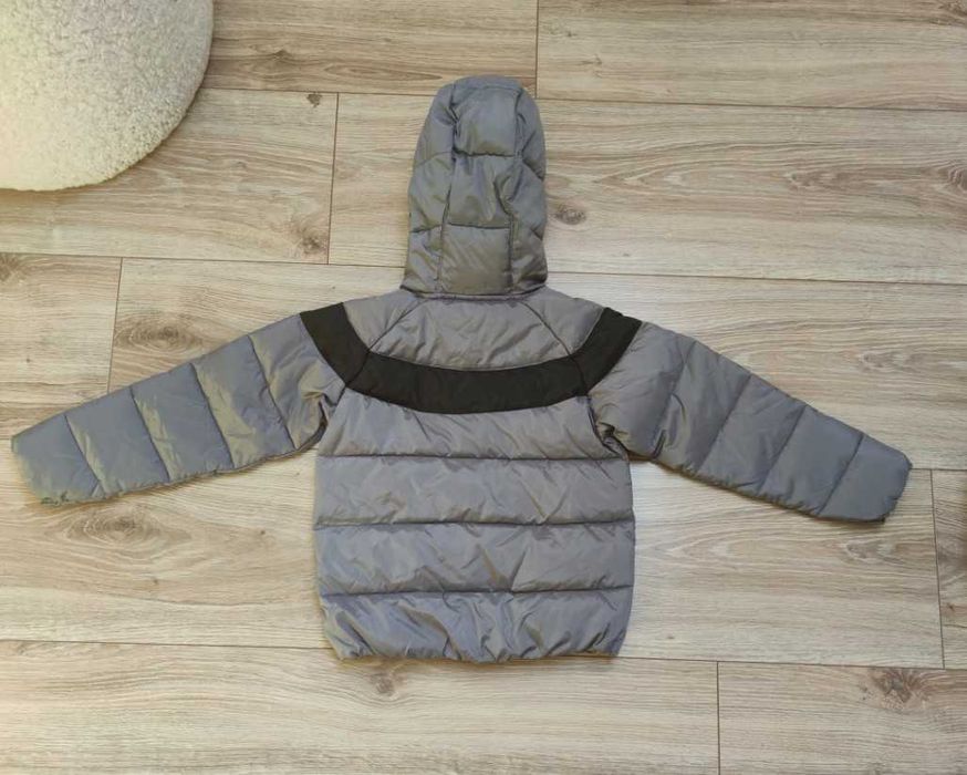 Kurtka Nike rozmiar 104/110