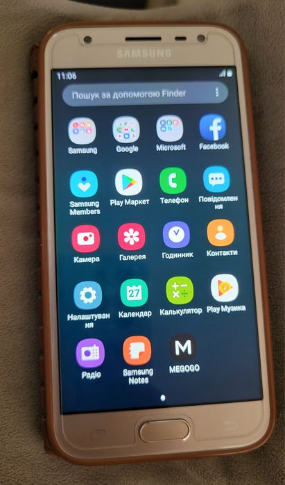 Смартфон Samsung Galaxy J3 (2017) J330F Gold