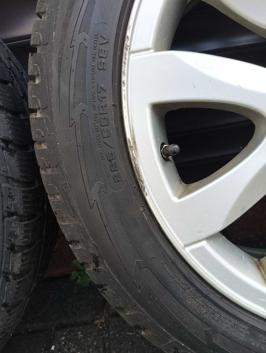 Renault 17 5x114,3 Koła zimowe z oponami i czujnikami.
