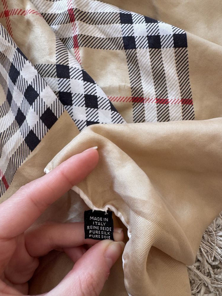 Оригінал, вінтаж шарф burberry ,нереальна якість шовк 100%