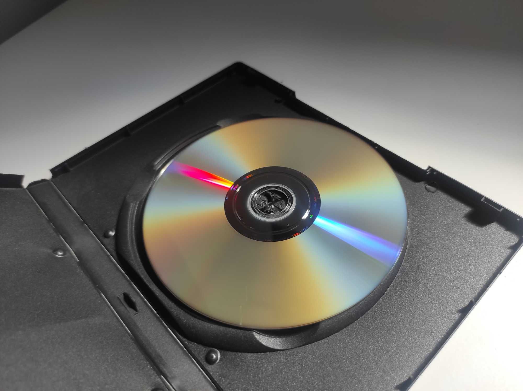 DVD Piraci z Karaibów: Na nieznanych wodach