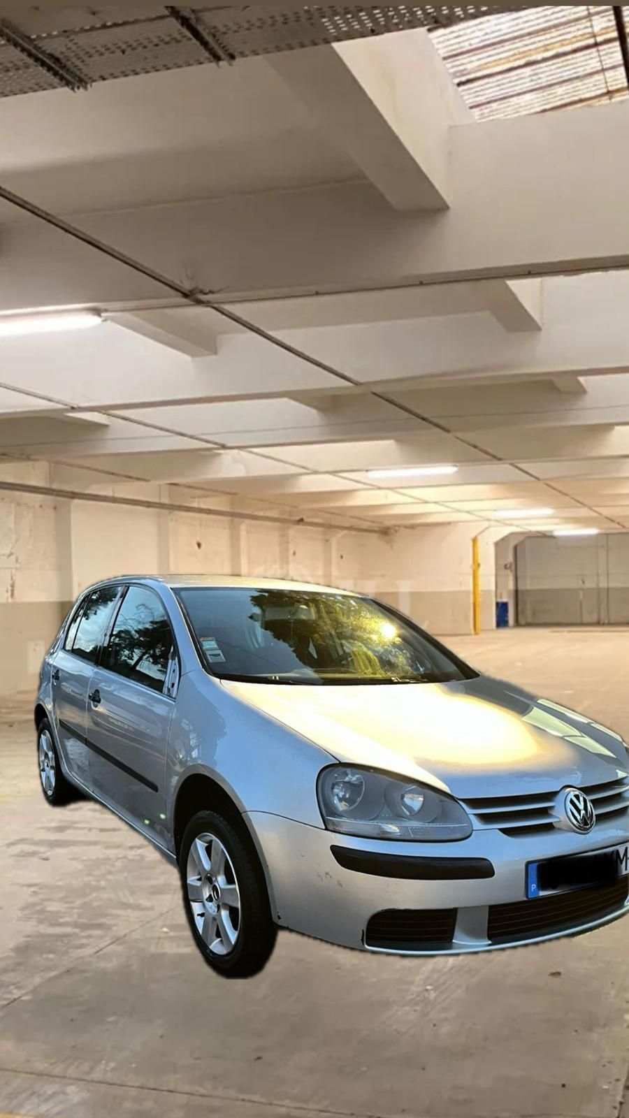 Para peças VW Golf V 1.4 FSi ano2004  já vendi motor