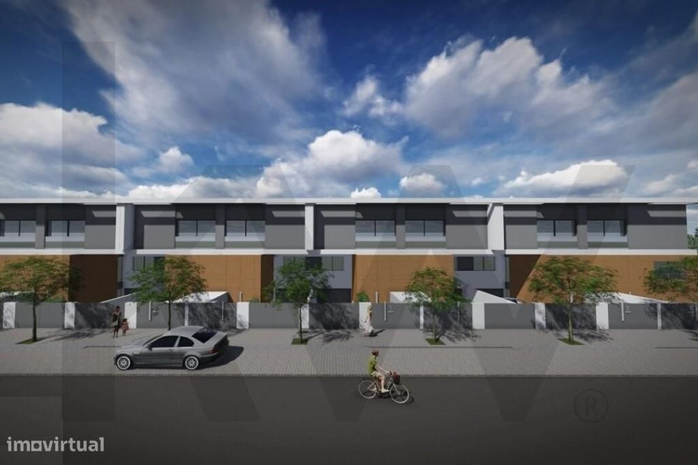 Moradia T3 Águas Santas em construção