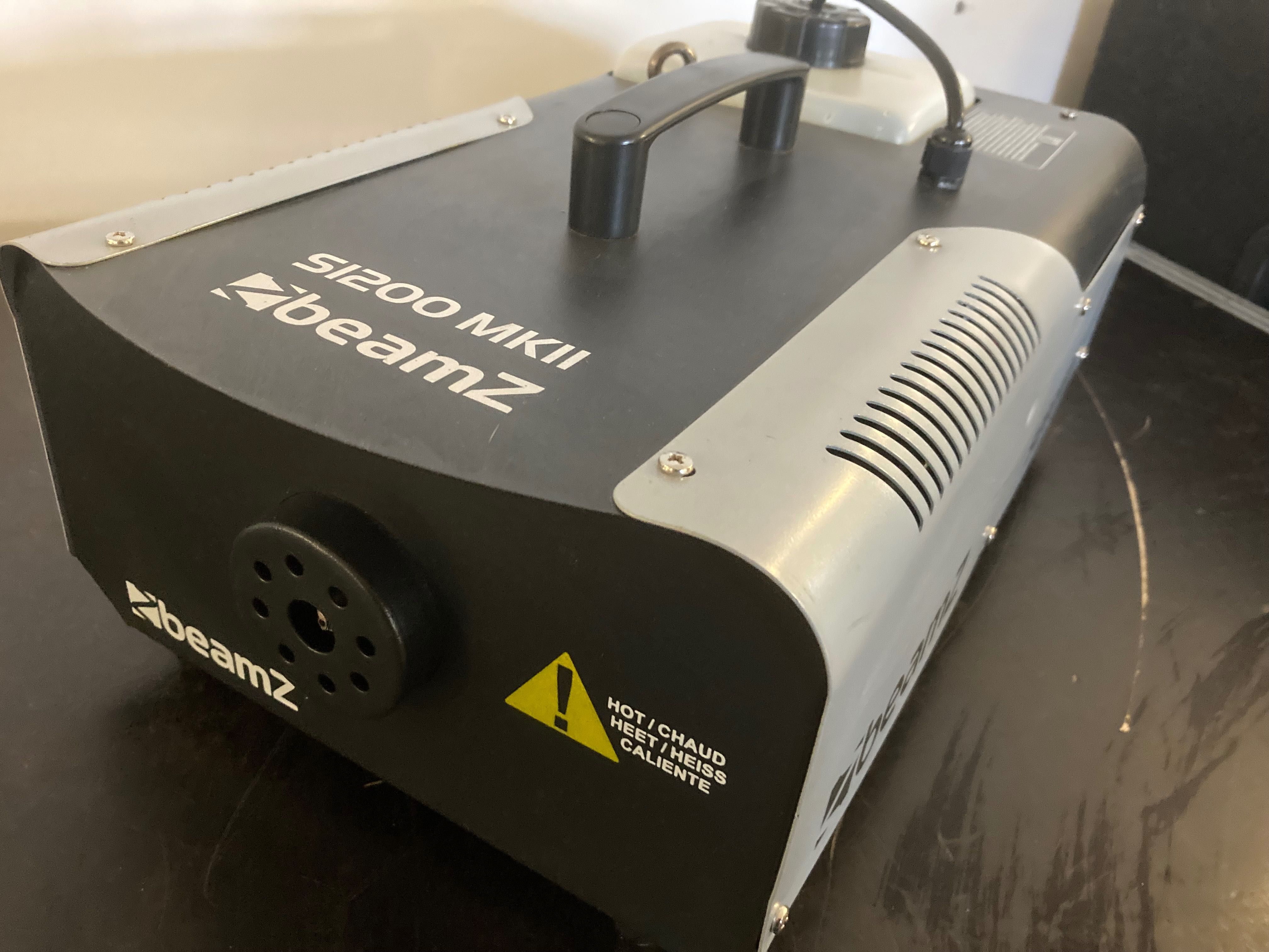 Nagłośnienie dBTechnologies DVA T4 + osprzęt audio, mikser Yamaha